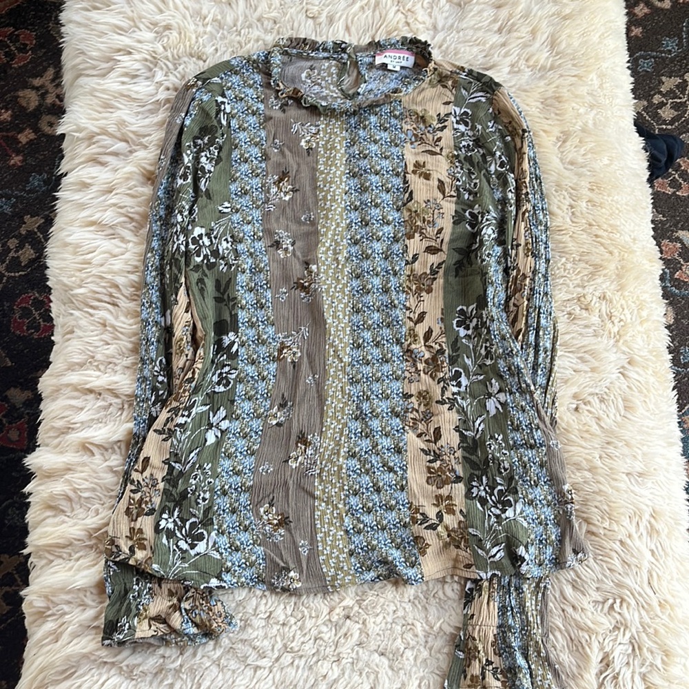 Andree Floral Crepe Blouse